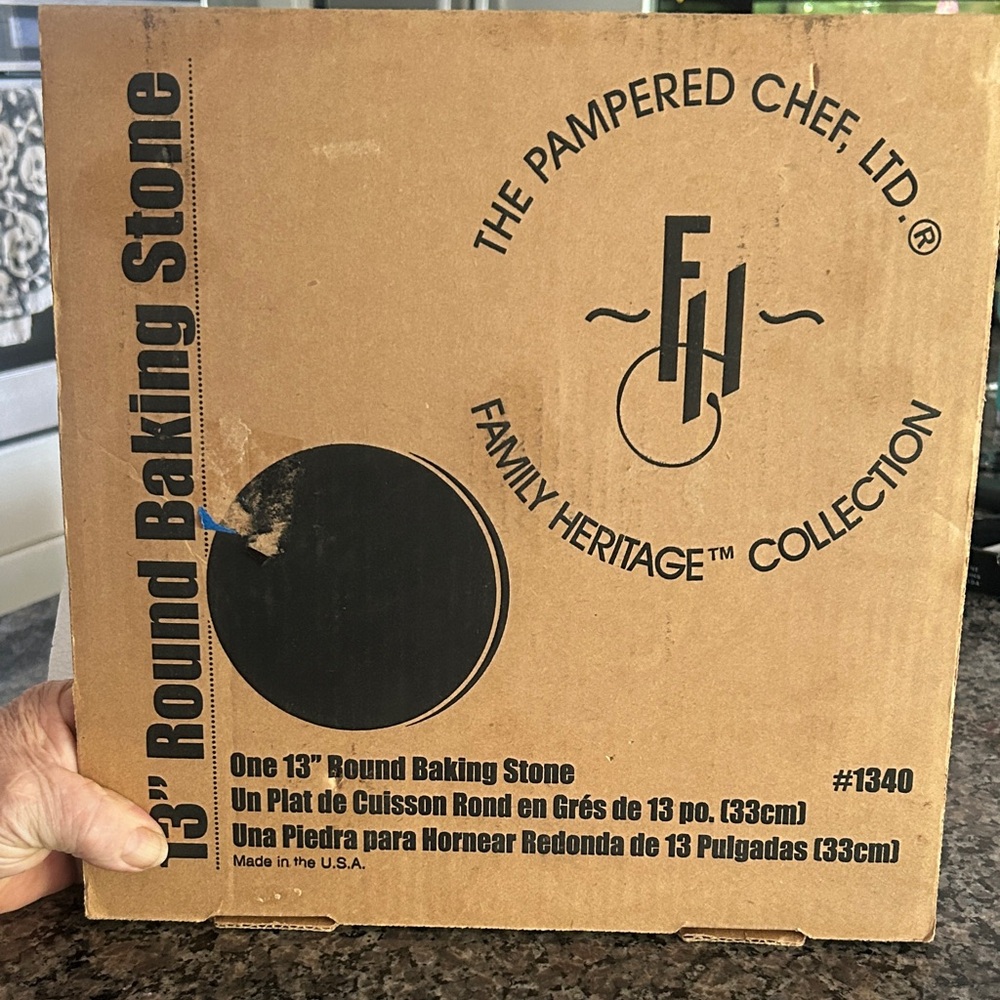The Pampered Chef Brown Cardboard 13" Round Baking Stone Box